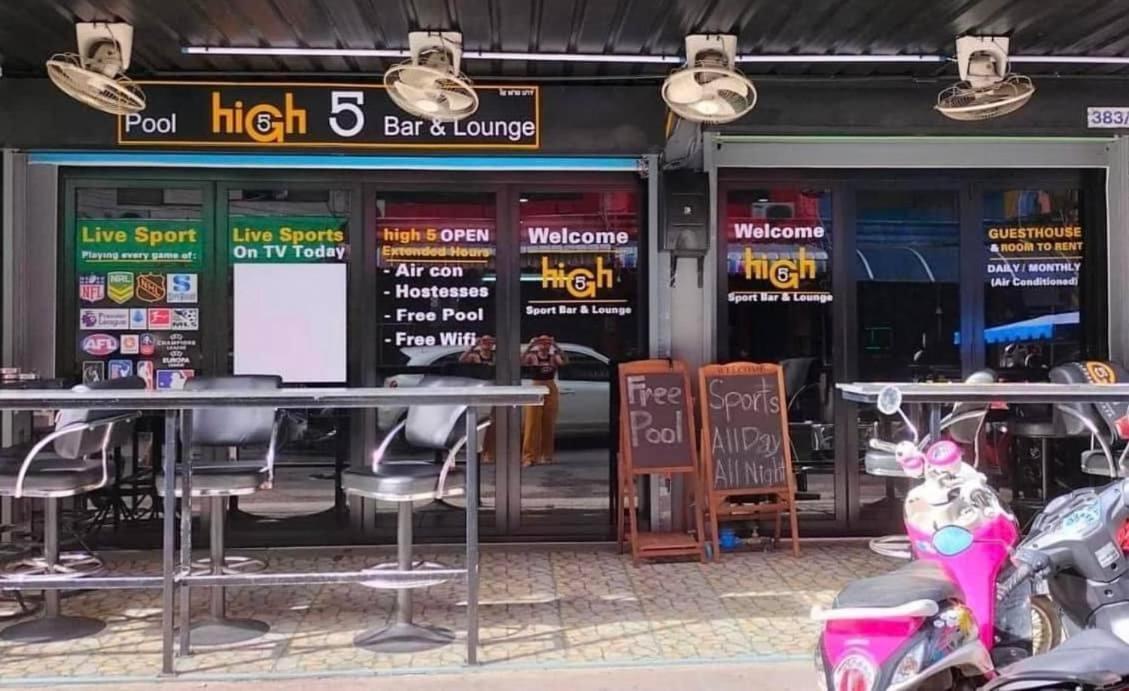 High5 Guesthouse Pattaya Exteriör bild