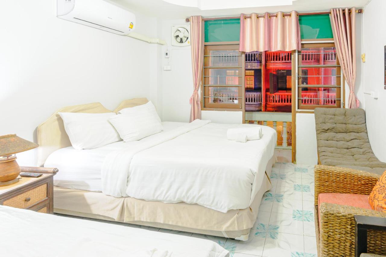 High5 Guesthouse Pattaya Exteriör bild