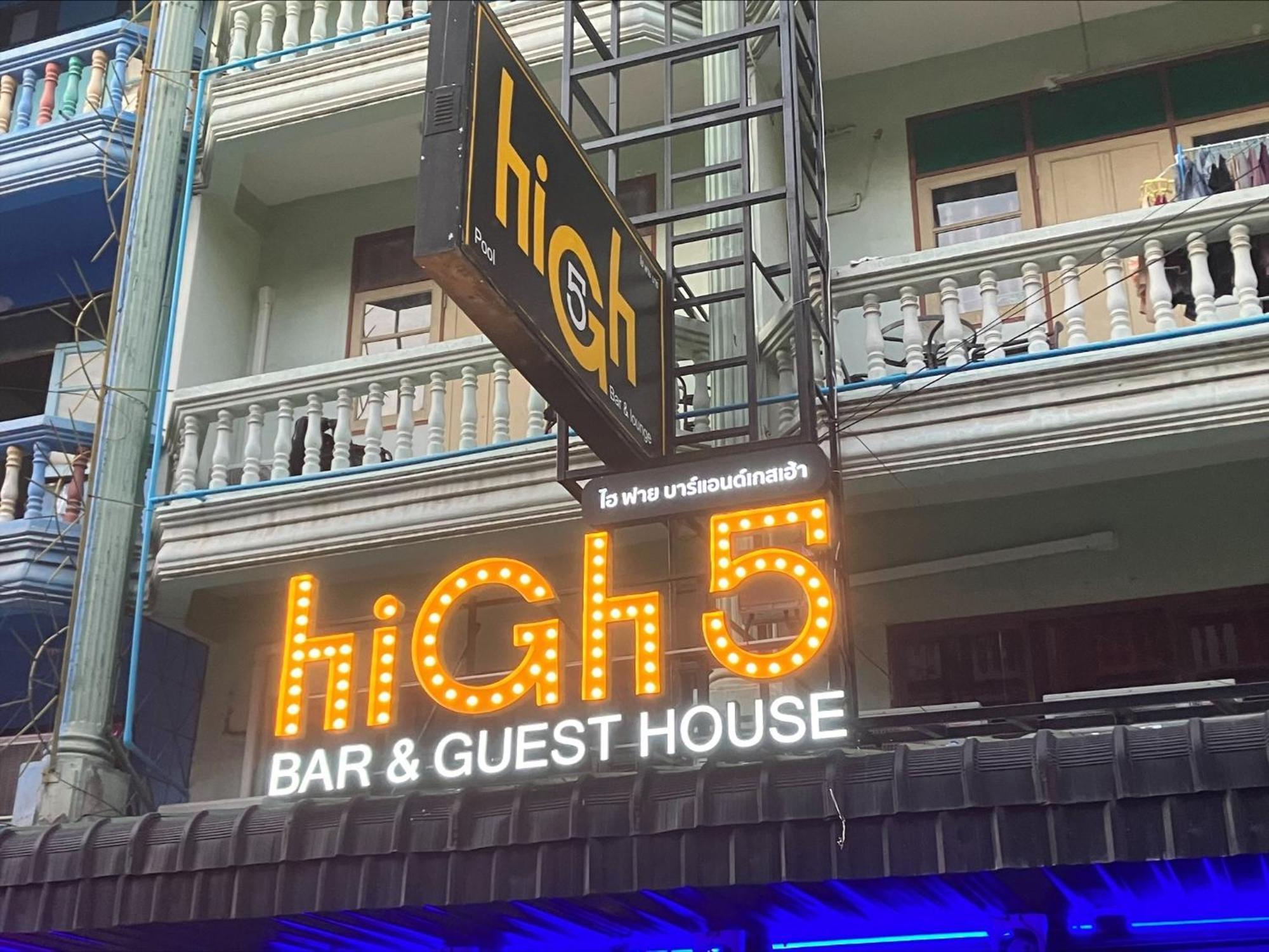 High5 Guesthouse Pattaya Exteriör bild